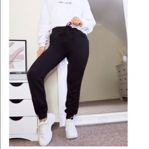 Pretty little thing Basic black skinny joggers